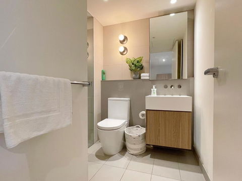 Queens Place 1B/View/Workplace/Swimming Pool/Gym - Accommodation Port Hedland 3