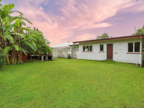 Quiet 4BR Haven Home With Green Surroundings - Accommodation Port Hedland 1