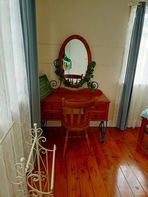 Quiet Private Central Cozy 3bdrm FREE Parking - Accommodation Port Hedland 3