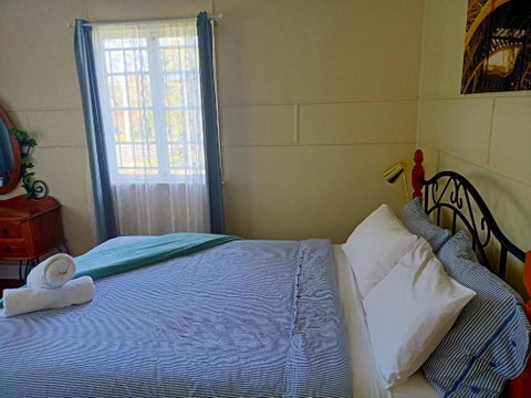 Quiet Private Central Cozy 3bdrm FREE Parking - Accommodation Port Hedland 1