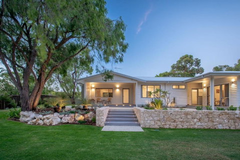 Quins Landing I Private Properties - Accommodation Port Hedland 0