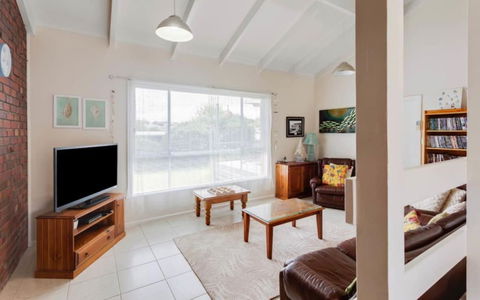 Ratties Residence 6 Carnegie St Port Ellliot - No Linen Included - Accommodation Port Hedland 1