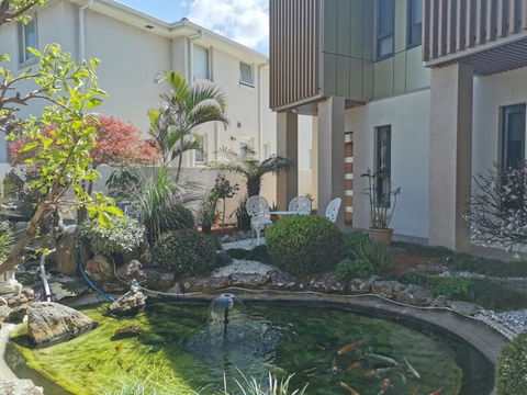 Attached Self Service Waterfront Whole Villa - Sydney - Accommodation Port Hedland 1