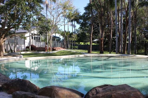 Away On Belongil Fields - Accommodation Port Hedland 1