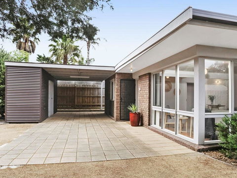 Backyard Bliss - Accommodation Port Hedland 0