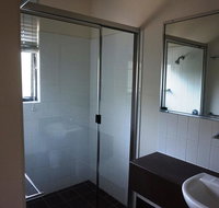 Baden 80 - Rainbow Shores Air conditioned Unit Top Floor Walk To Beach - Accommodation Port Hedland
