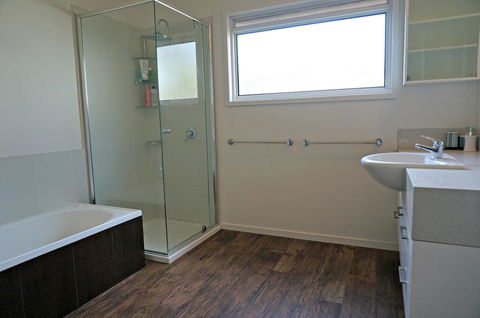 Baillieu Breeze - Accommodation Port Hedland 3