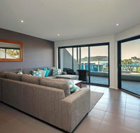 Barefoot Bliss  Fingal Bay - Accommodation Port Hedland
