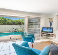 Barefoot in Lennox- WiFi - Foxtel - Pool - Accommodation Port Hedland