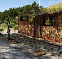 Barossa Glen - Henri's Cottage - Bed  Breakfast - Accommodation Port Hedland
