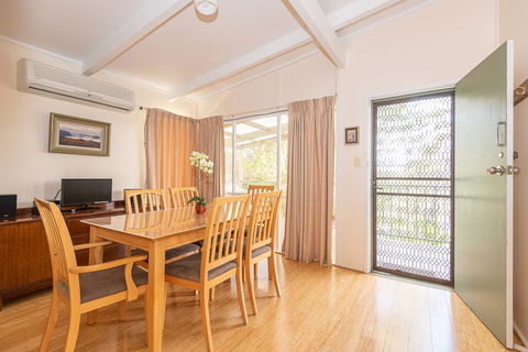 Batehaven Beach House - Accommodation Port Hedland 1