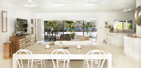 Bathers Across The Bay From Port Douglas - Accommodation Port Hedland 1