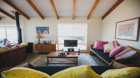 Bay Beach House - Accommodation Port Hedland 2