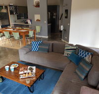 Bay Breeze Holiday Home - Accommodation Port Hedland