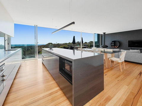 Bay Vista - Amazing Bay Views With The Beach At Your Doorstop! - Accommodation Port Hedland 2