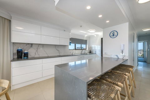 Bayview Apartments Rainbow Bay - Accommodation Port Hedland 2