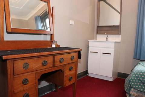 Bayview Hotel - Batemans Bay - Accommodation Port Hedland 1