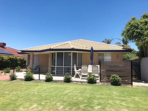 Beach House By The Bay - Accommodation Port Hedland 2