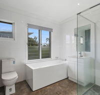 BEACH HOUSE ON PEARL - Accommodation Port Hedland
