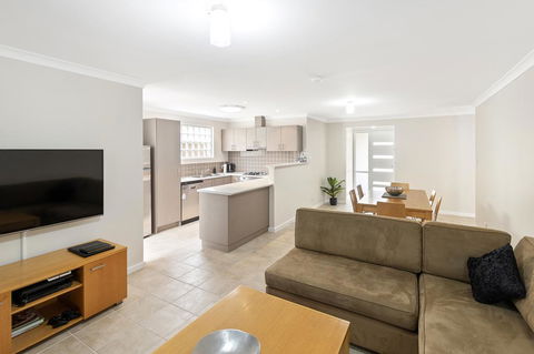 Beach Resort Chalet - Accommodation Port Hedland 0