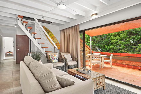Beachfront 7 Penthouse - Sawtell, NSW - Accommodation Port Hedland 0