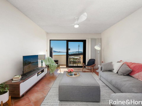 Beachfront Terrigal - 4/24 Terrigal Espl - Accommodation Port Hedland 2
