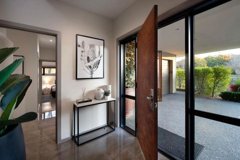 Retreat Lake Daylesford - Free Wifi - Accommodation Port Hedland 1