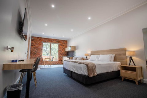 Red Waratah Accommodation - Accommodation Port Hedland 2