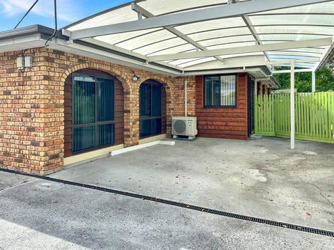 Reel Close! Walk To Everything. Sleeps 6 - Accommodation Port Hedland 0