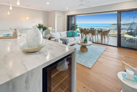 Relax & Daydream At 2 Elementa - Accommodation Port Hedland 3
