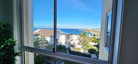 Relaxed Coastal Living With Fantastic Sea Views - Accommodation Port Hedland 1