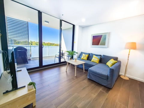 Relaxing 1BR W Pools & SPA, Gym In Olympic Park - Accommodation Port Hedland 1