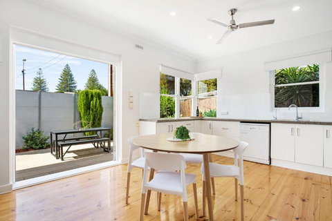 Relaxing 3BR Beachside Haven Grange - Accommodation Port Hedland 0