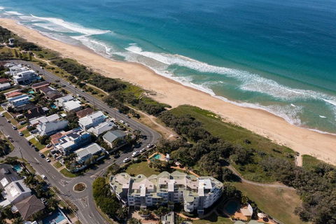 Relaxing Ocean View Apartment In Buddina - Accommodation Port Hedland 2