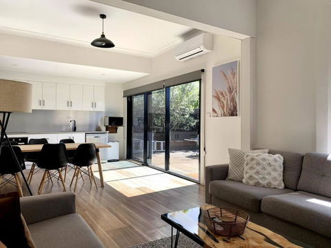 Renovated Character Home - Accommodation Port Hedland 0