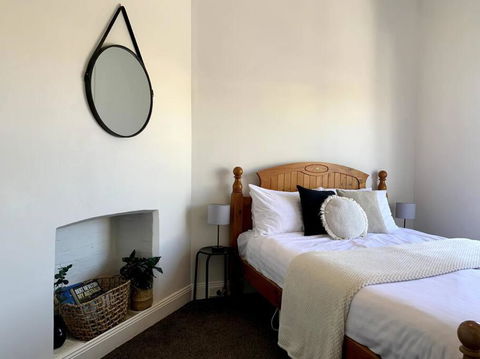 Renovated Character Home - Accommodation Port Hedland 1