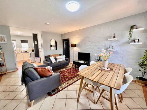 Renovated Corporate Apartment - Accommodation Port Hedland 1