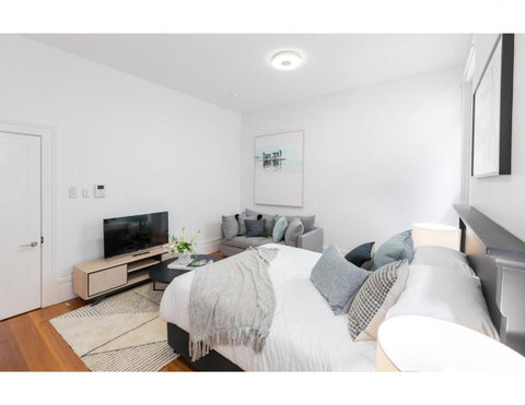 Renovated Studio In Bohemian Area Close To City - Accommodation Port Hedland 1