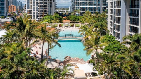 Resort Style Chevron Apartments Surfers Paradise By Gold Coast Travels - Accommodation Port Hedland 1
