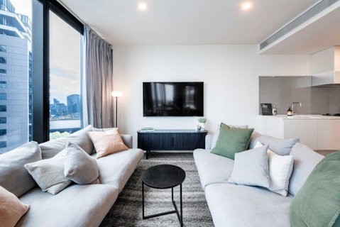Resort Style Living 2 Bed Apt With Pool BBQ - Accommodation Port Hedland 0