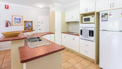 Resort Style Unit Across From The Water - Accommodation Port Hedland 3