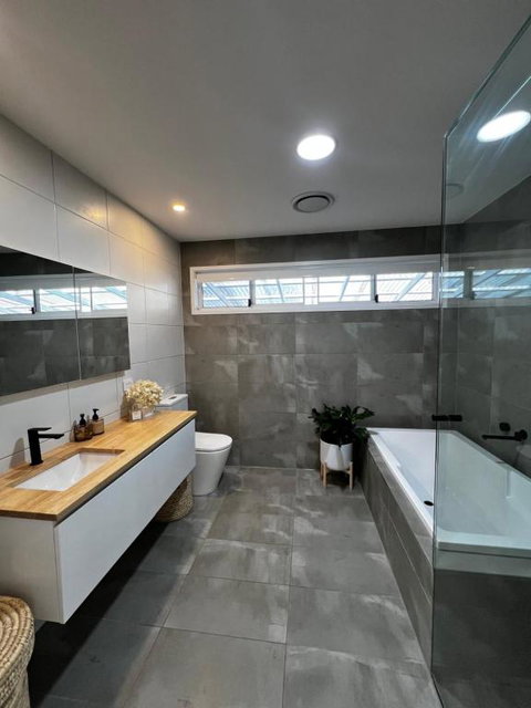 Retreat On Fig Street - Accommodation Port Hedland 2
