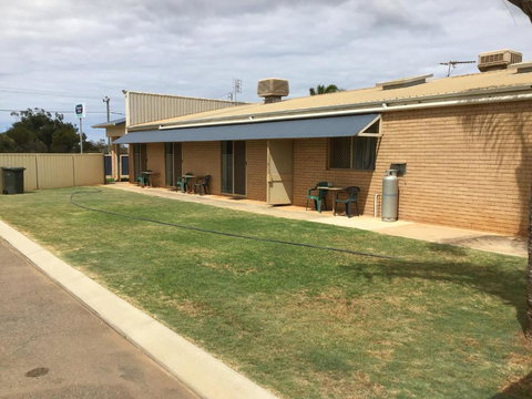 Rhodeside Lodge - Accommodation Port Hedland 1