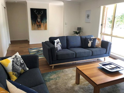 Right In Bright - Accommodation Port Hedland 0