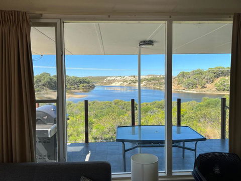 River Panorama Beach House - Accommodation Port Hedland 0