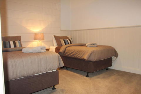 River Rock Cottage Centrally Located And Dog Friendly - Accommodation Port Hedland 2