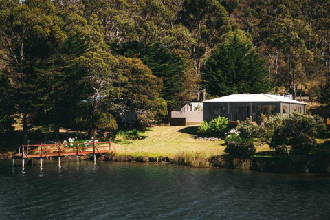 Rivers Edge Retreat - Accommodation Port Hedland 1