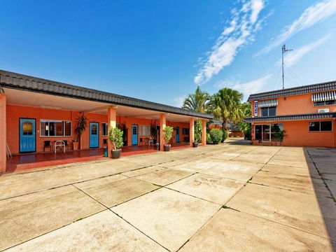 Riviera Motel Bundaberg - Accommodation Port Hedland 1