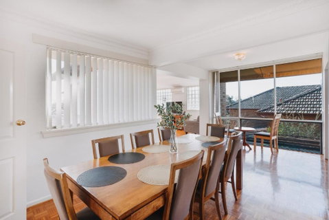 Restful Canberra Retreat In Spacious Terrace Home - Accommodation Port Hedland 1
