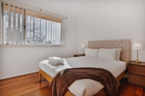 Restful Canberra Retreat In Spacious Terrace Home - Accommodation Port Hedland 3